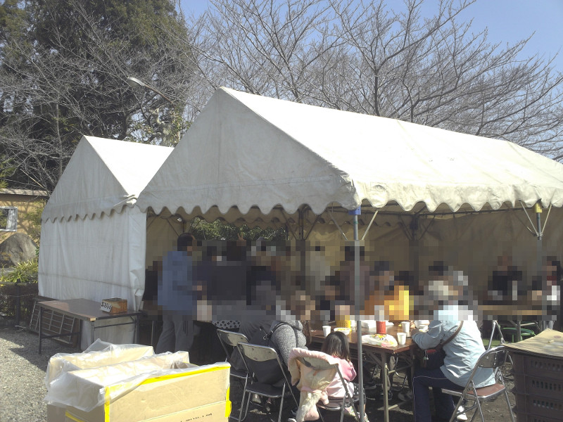 炊き込みご飯の振る舞いが行われていました。